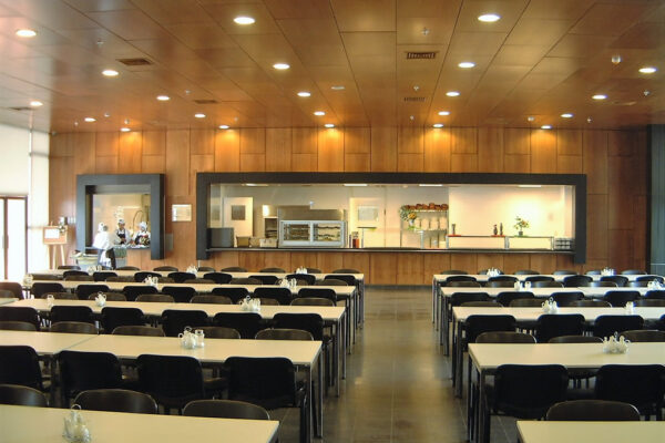 STORBOX ENTERPRISES CORPORATE STAFF CANTEEN – SANTIAGO